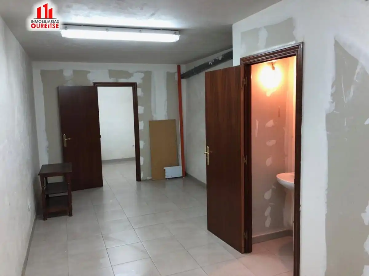 Business premises for sale in Couto, imagen 6