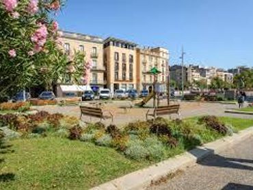 Locale commerciale in cessione a Eixample Nord