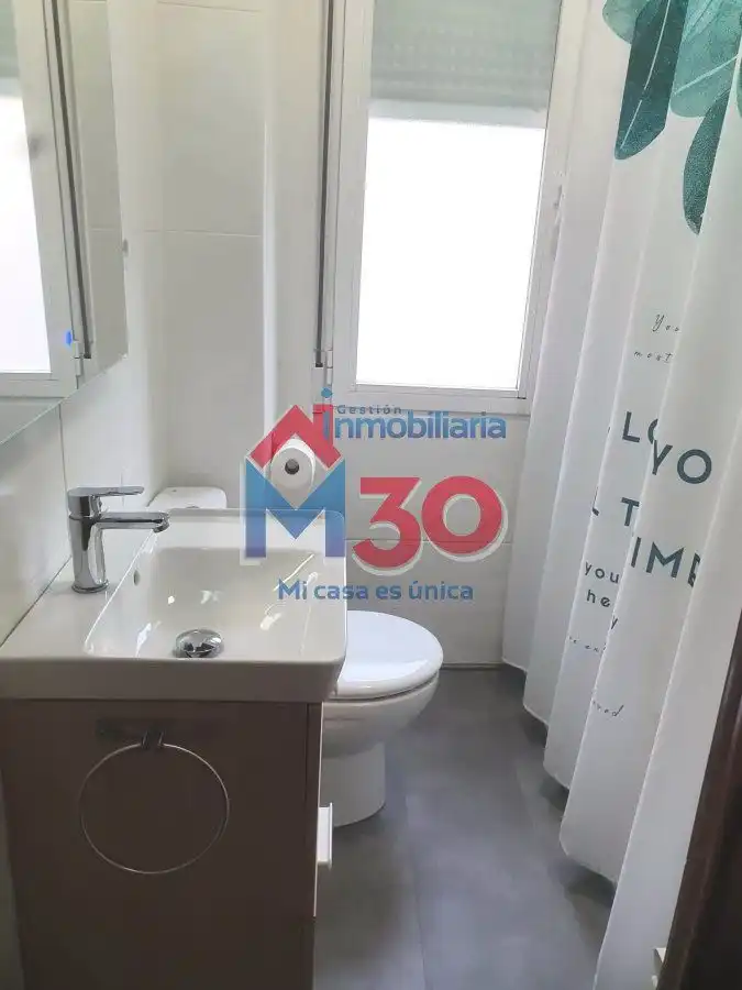 Bathroom of Apartments for rent in Miranda de Ebro  with Heating