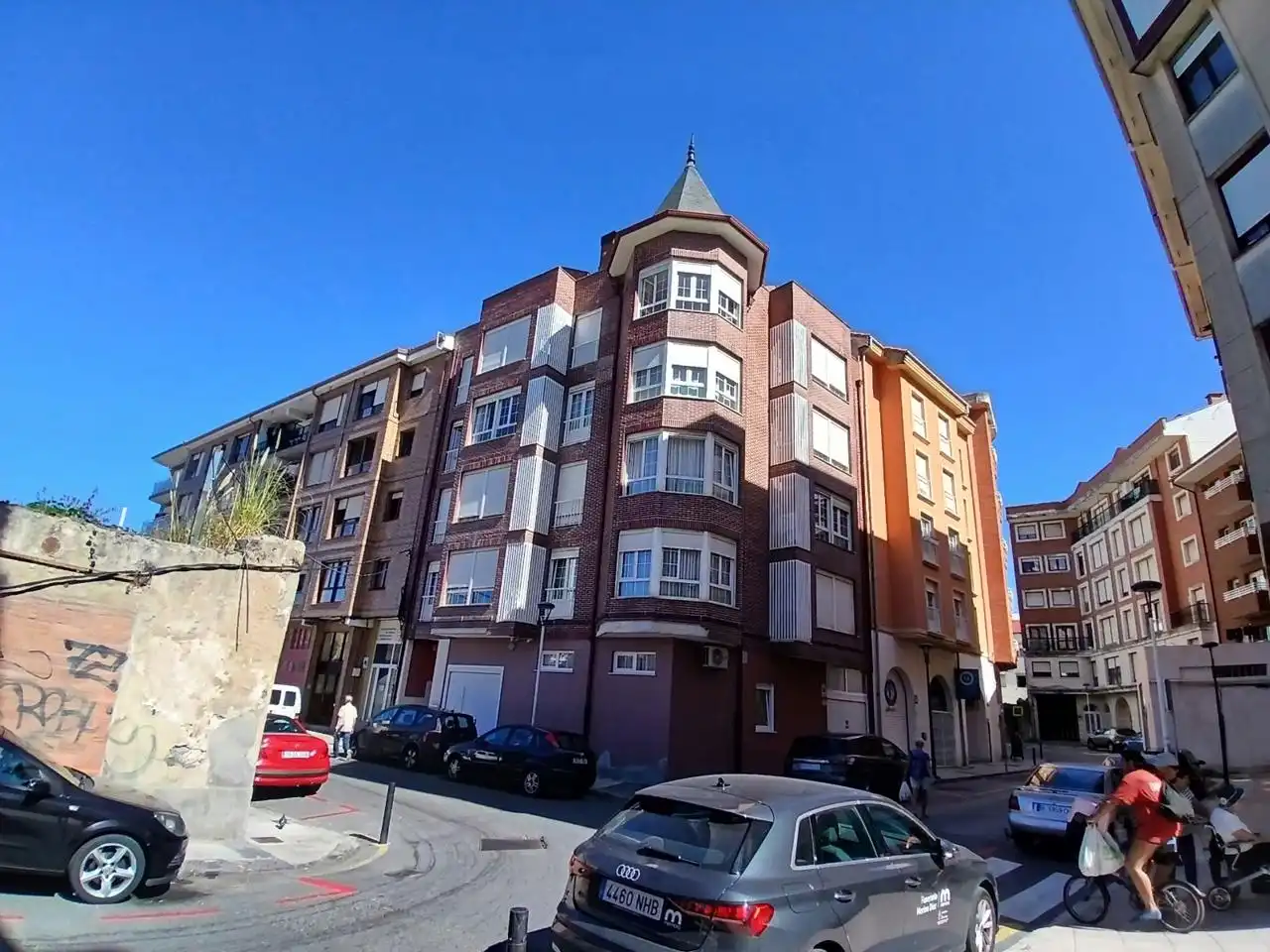 Exterior view of Flat for sale in Castro-Urdiales  with Heating and Furnished