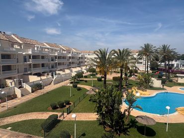 Apartament amb jardí en venda a Las Marinas / Les Marines