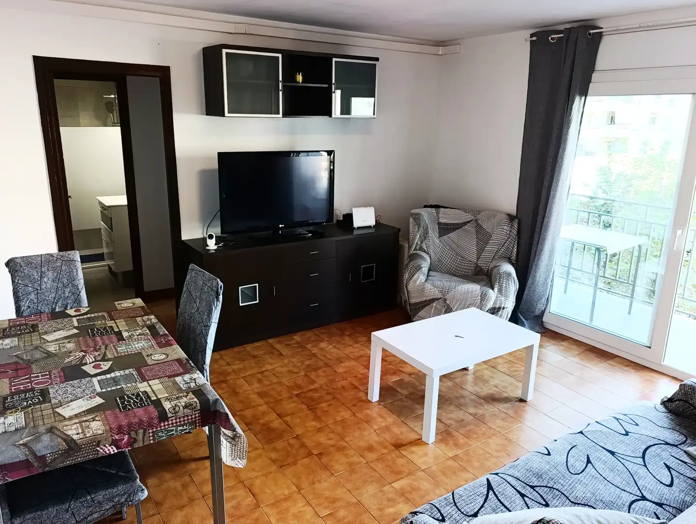Sala d'estar de Pis en venda en Calella amb Aire condicionat, Calefacció i Traster