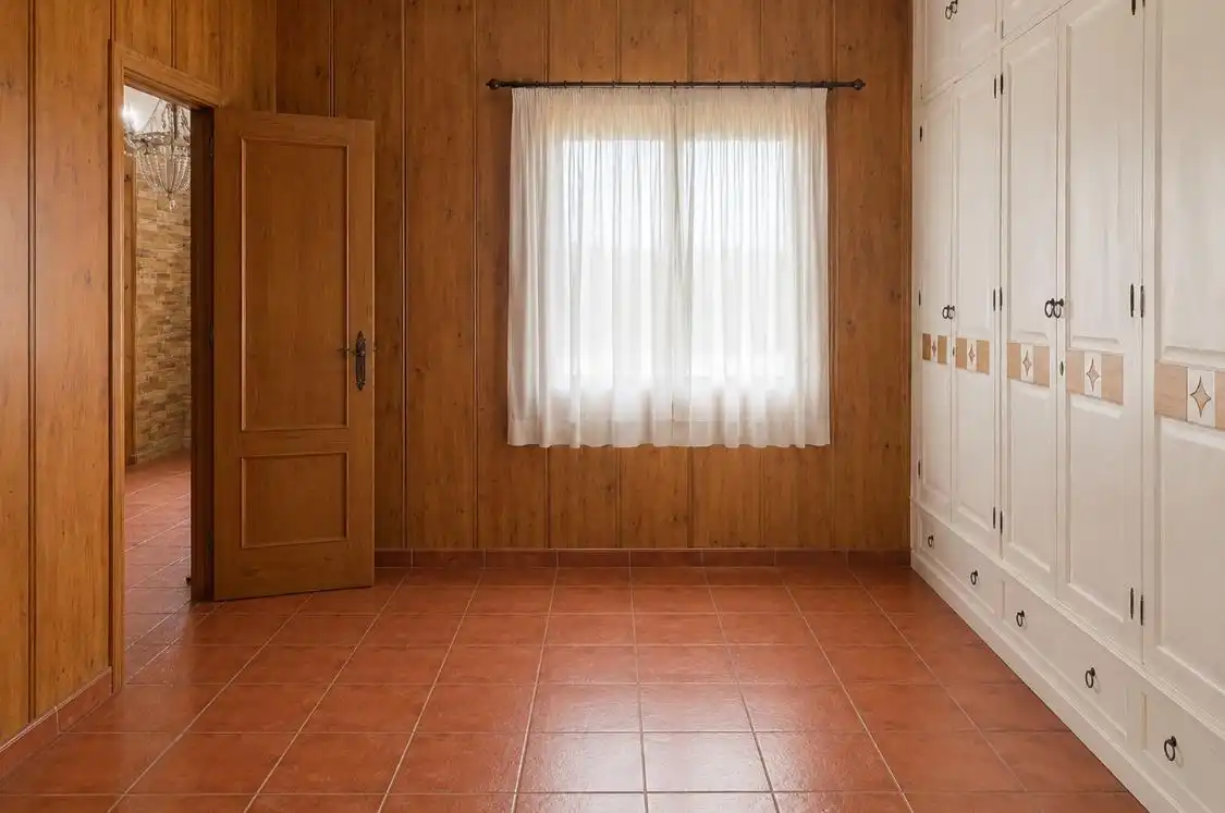 Casa o chalet en venta en Lora del Río con Aire acondicionado, Calefacción y Jardín privado
