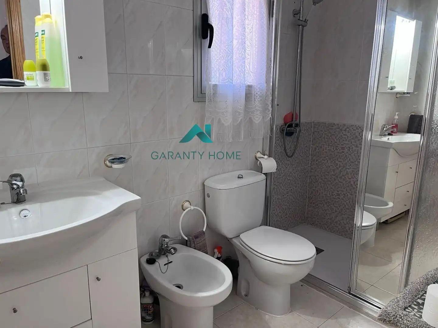 Bathroom of Flat for sale in Madrigalejo  with Air Conditioner, Heating and Terrace