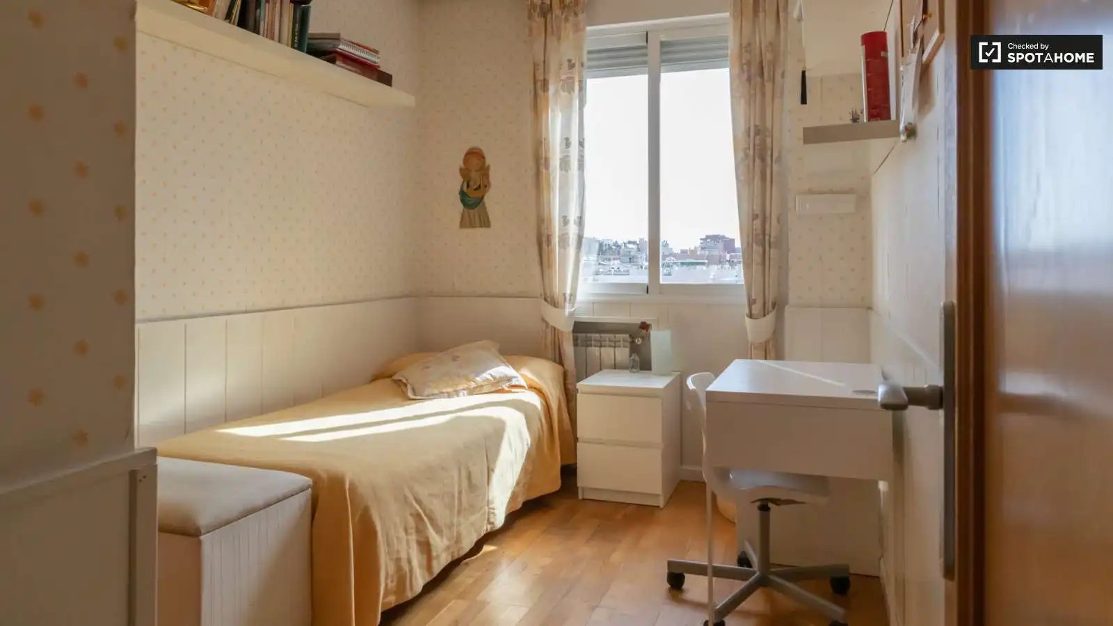 Room in Hispanoamérica - Bernabéu