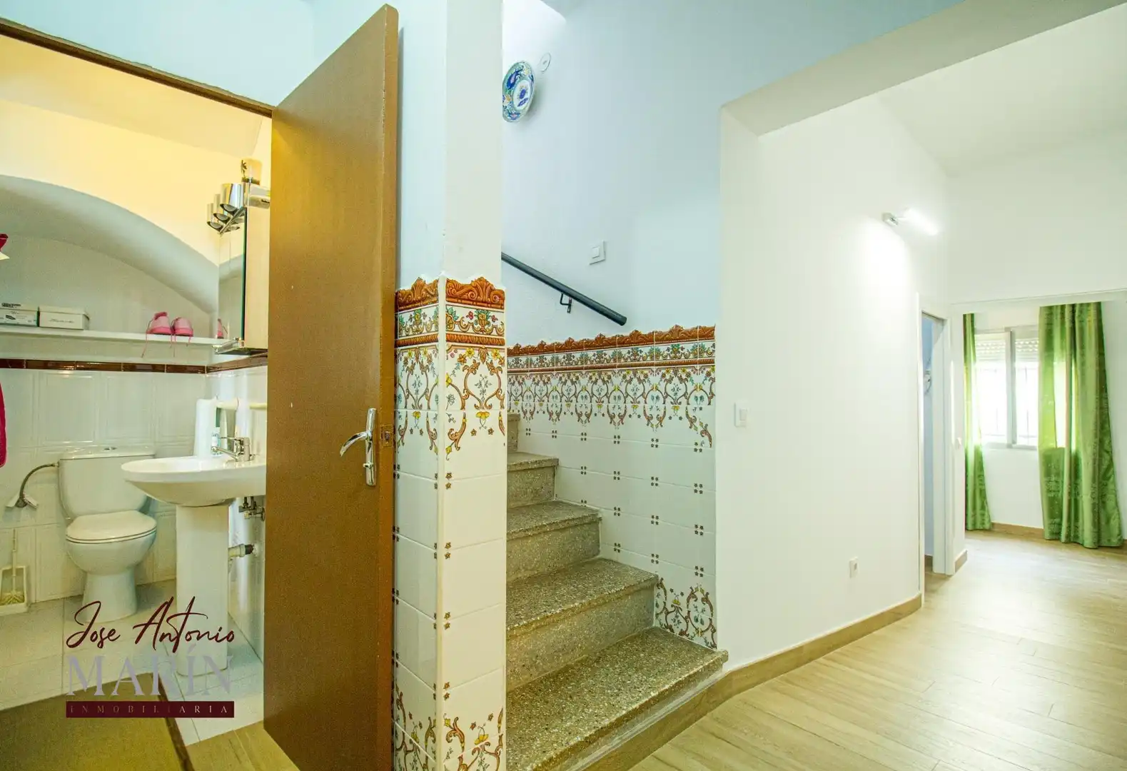 Casa adosada en venda en Badajoz amb Aire condicionat, Jardí privat i Terrassa