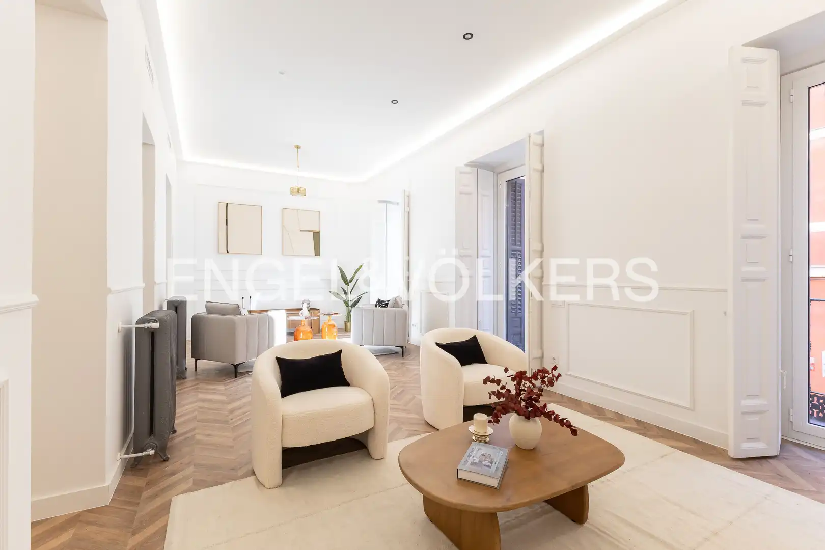 Living room of Flat for sale in  Madrid Capital  with Air Conditioner, Heating and Parquet flooring