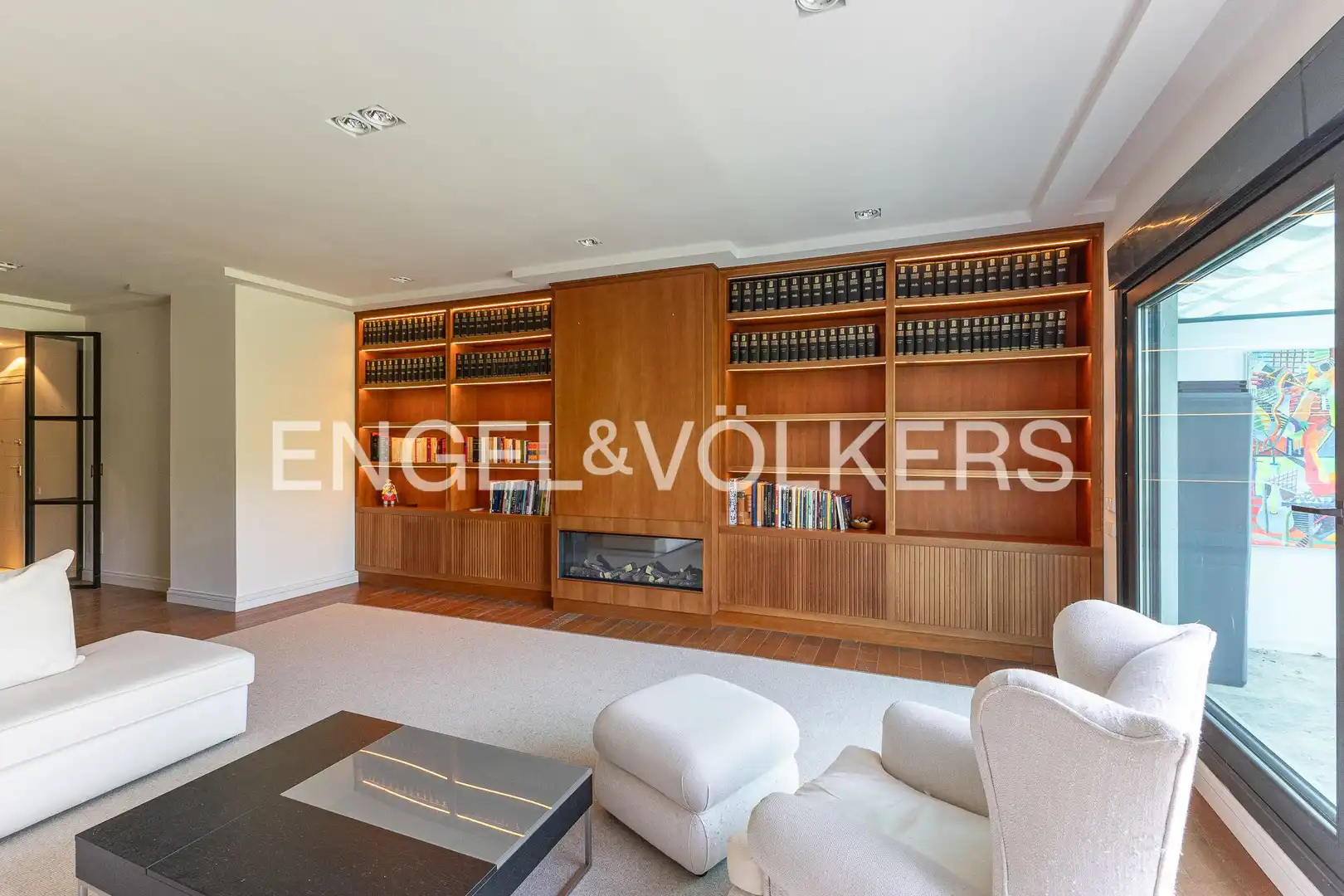 Sala d'estar de Apartament de lloguer en Madrid amb Aire condicionat, Calefacció i Jardí privat