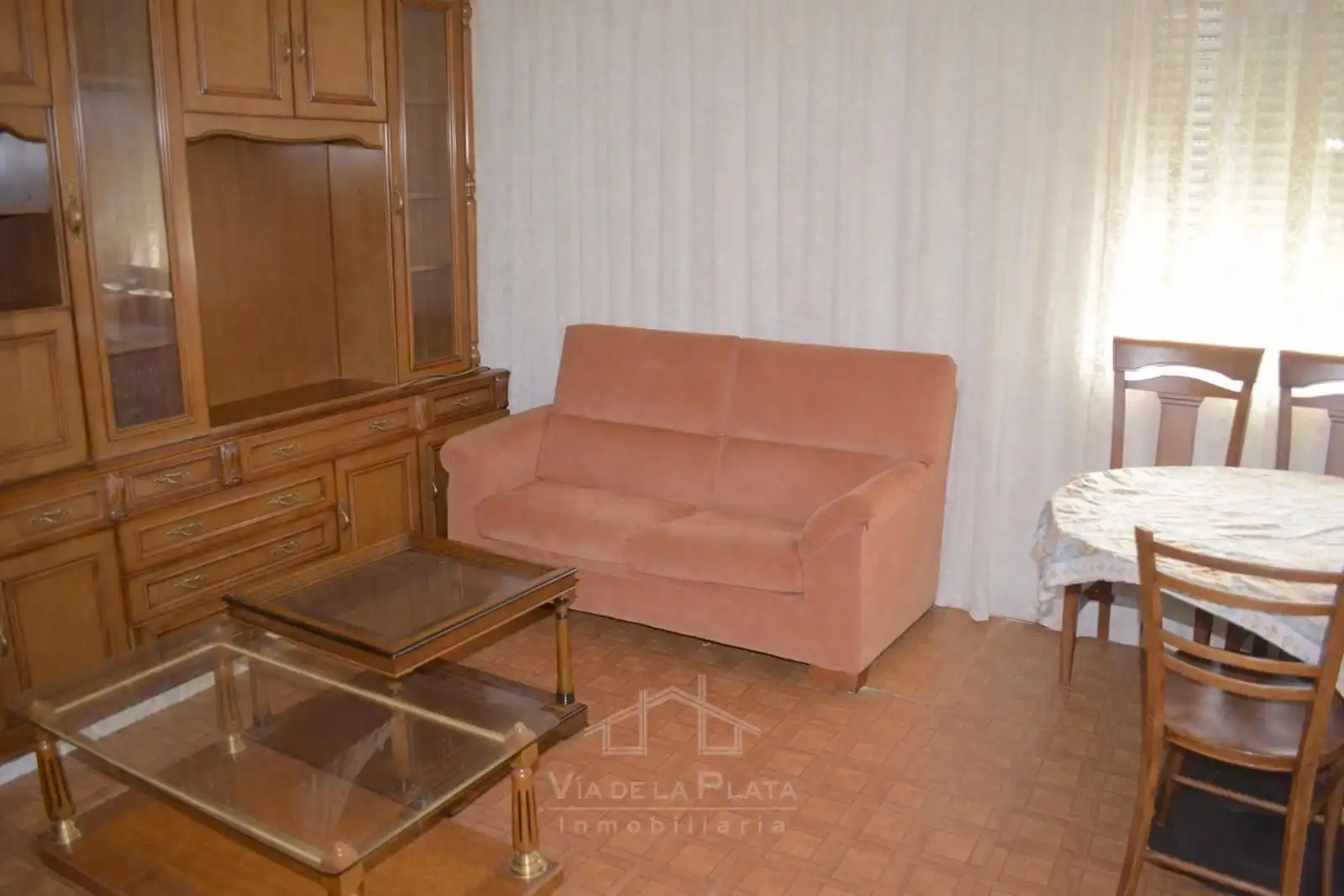 Sala d'estar de Casa o xalet en venda en Topas amb Calefacció, Traster i Moblat