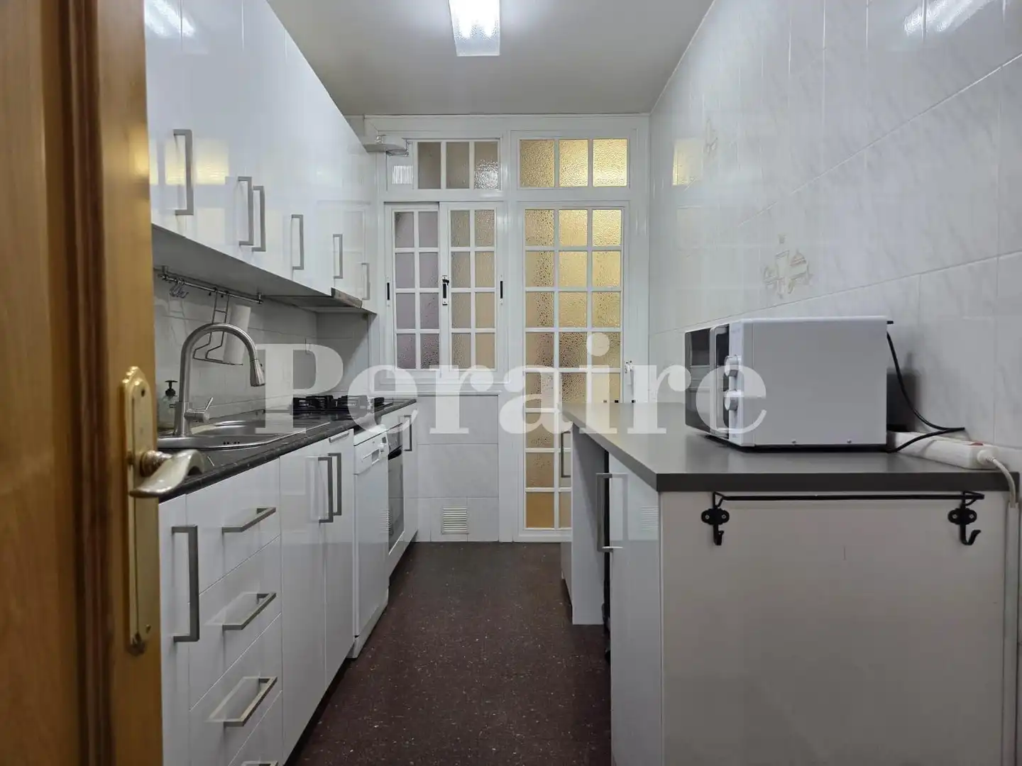 Piso de alquiler en TRAVESSERA DE DALT, 56, La Salut