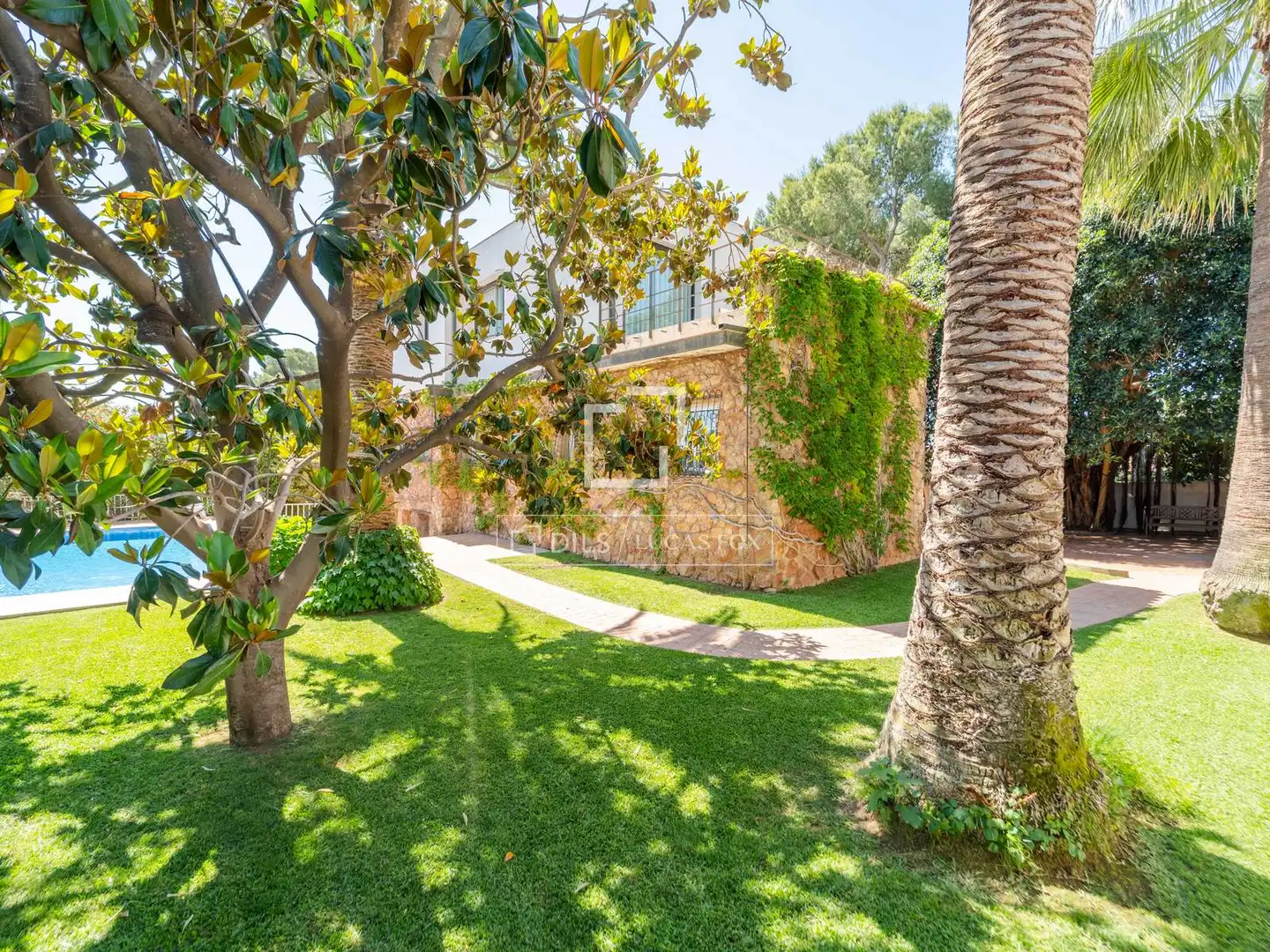 Jardí de Casa o xalet en venda en Riba-roja de Túria amb Aire condicionat, Jardí privat i Terrassa