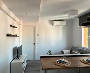 Living room of Flat to rent in  Madrid Capital  with Air Conditioner