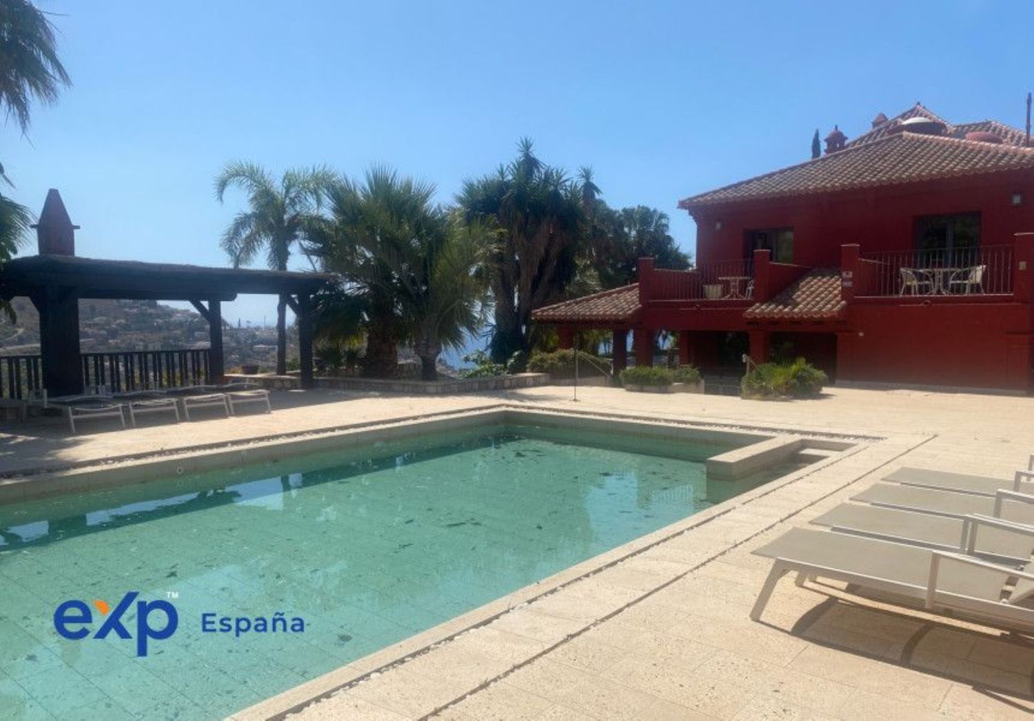 Piscina de Casa o chalet en venta en Almuñécar con Aire acondicionado, Calefacción y Jardín privado