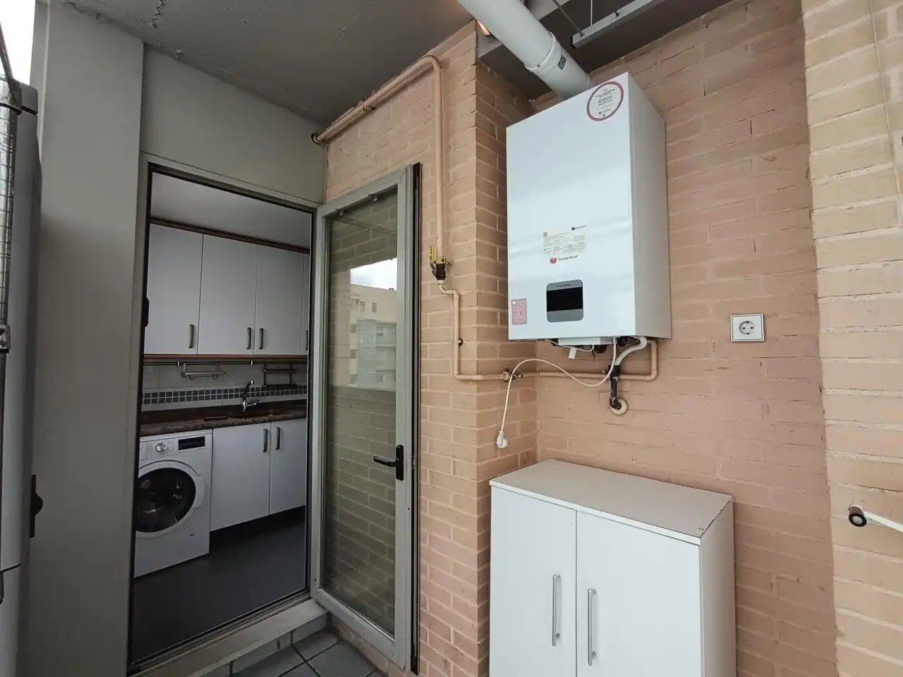 Kitchen of Flat for sale in Madrid  with Air Conditioner, Heating and Terrace