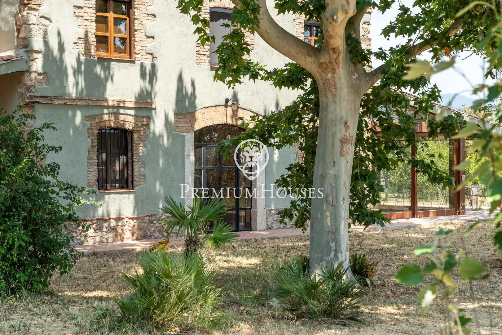 Vista exterior de Casa o xalet en venda en Riudoms amb Aire condicionat, Calefacció i Jardí privat