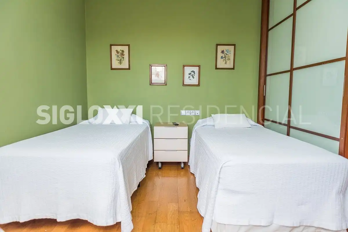 Habitación de Dúplex en venta en Barcelona con Aire acondicionado, Calefacción y Terraza