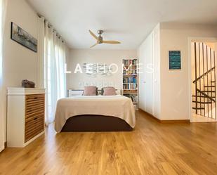 Dormitori de Casa adosada de lloguer en Alicante / Alacant amb Terrassa i Balcó