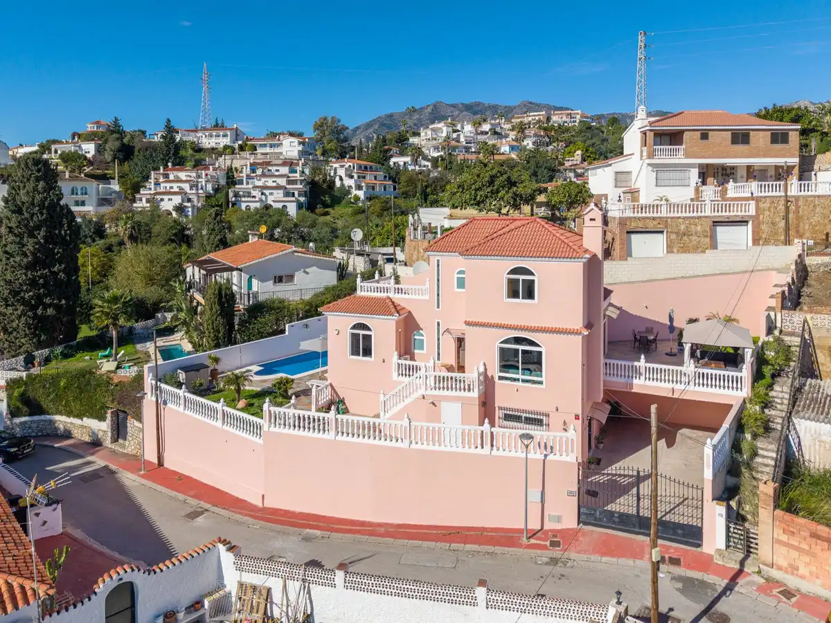 Villa con piscina in vendita a Las Gaviotas  - Carvajal, imagen 3