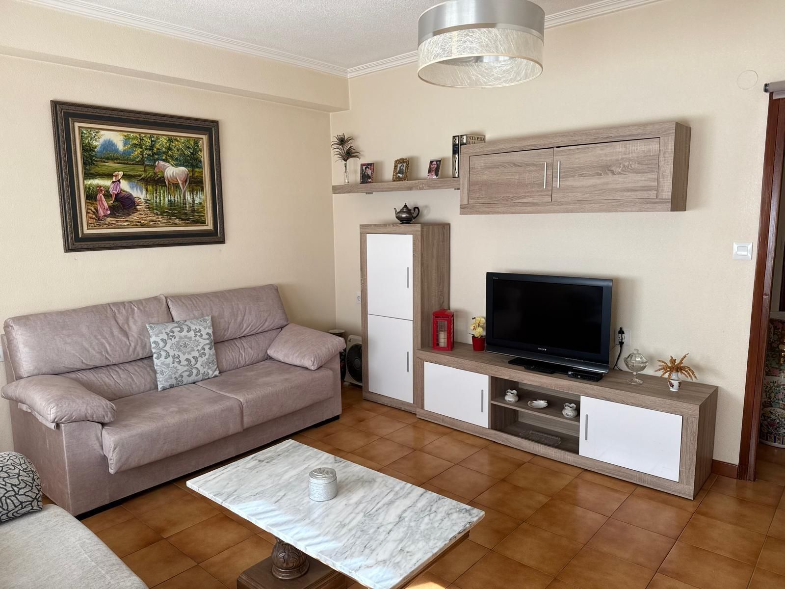 Living room of Flat for sale in Elda  with Air Conditioner and Balcony