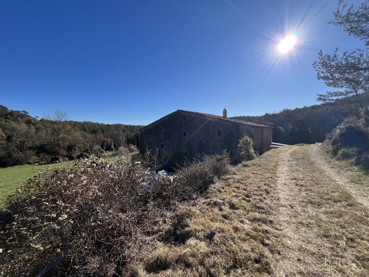 Vista exterior de Finca rústica en venda en Castellcir amb Jardí privat i Piscina