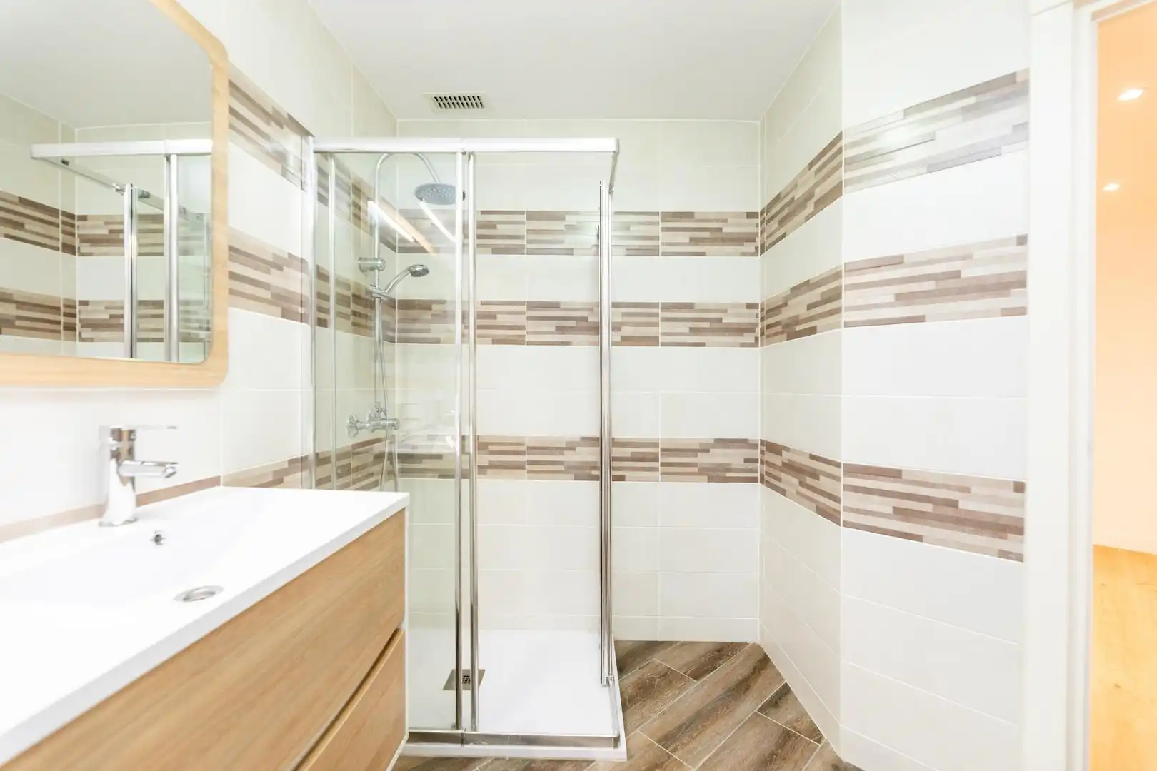 Baño de Piso de alquiler en Madrid con Aire acondicionado, Calefacción y Terraza