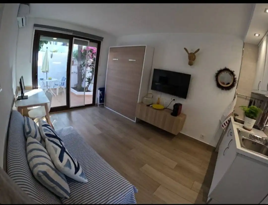 Living room of Study for rent in Estepona  with Furnished