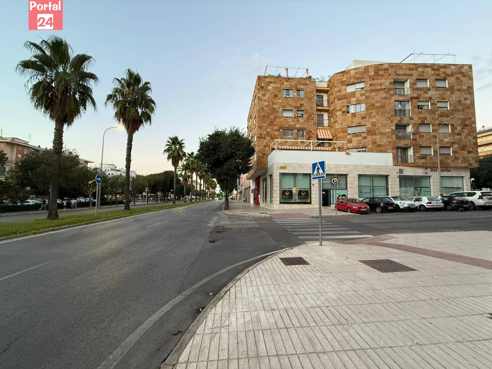 Exterior view of Box room for sale in Badajoz Capital