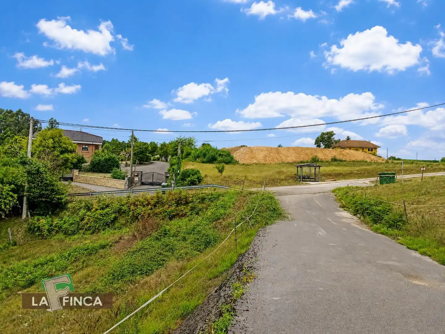 Residencial en venta en Las Regueras  