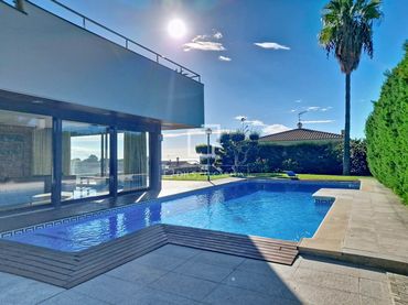 Villa avec balcon à vendre à Cunit Residencial