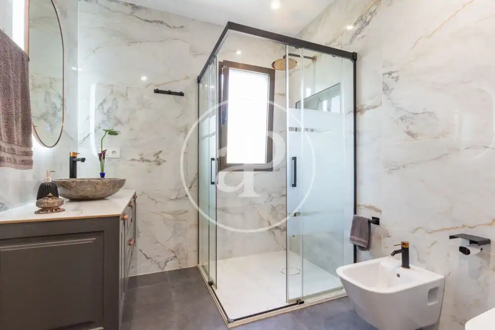 Baño de Casa o chalet en venta en Chiva con Aire acondicionado, Calefacción y Jardín privado