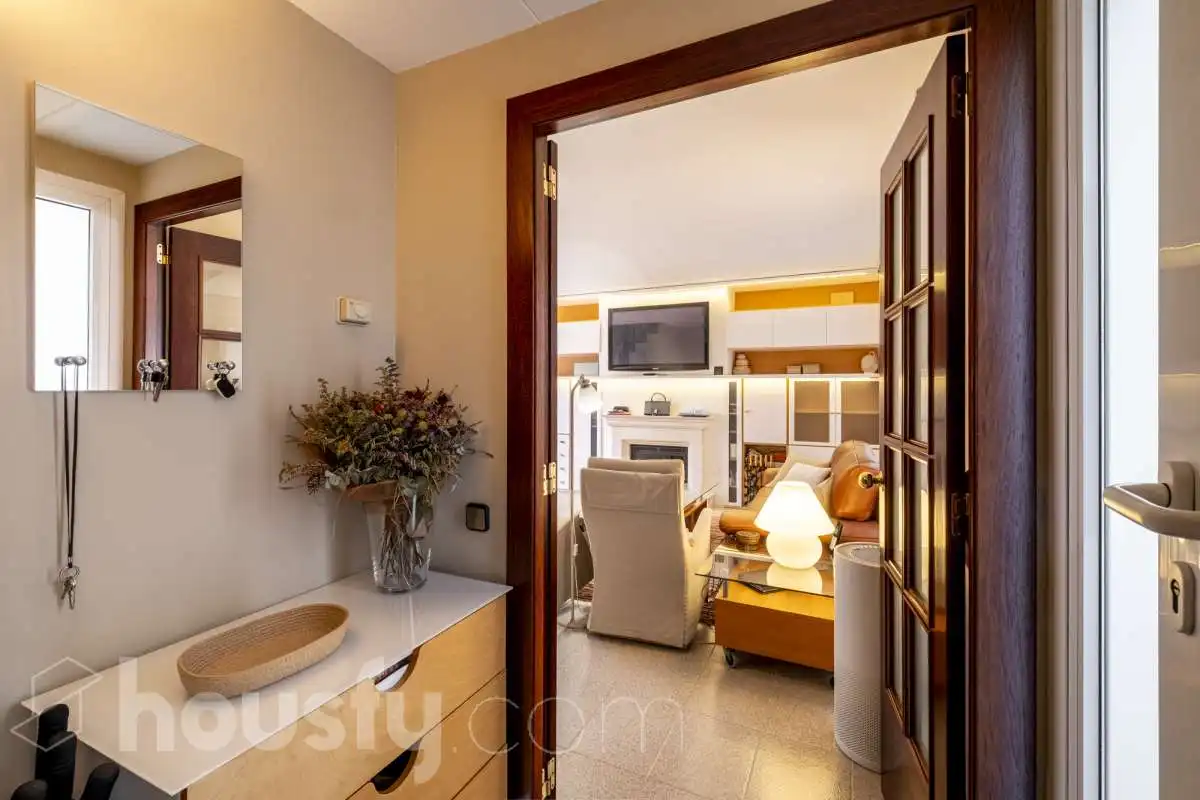 Sala de estar de Casa o chalet en venta en Barcelona con Aire acondicionado, Calefacción y Jardín privado