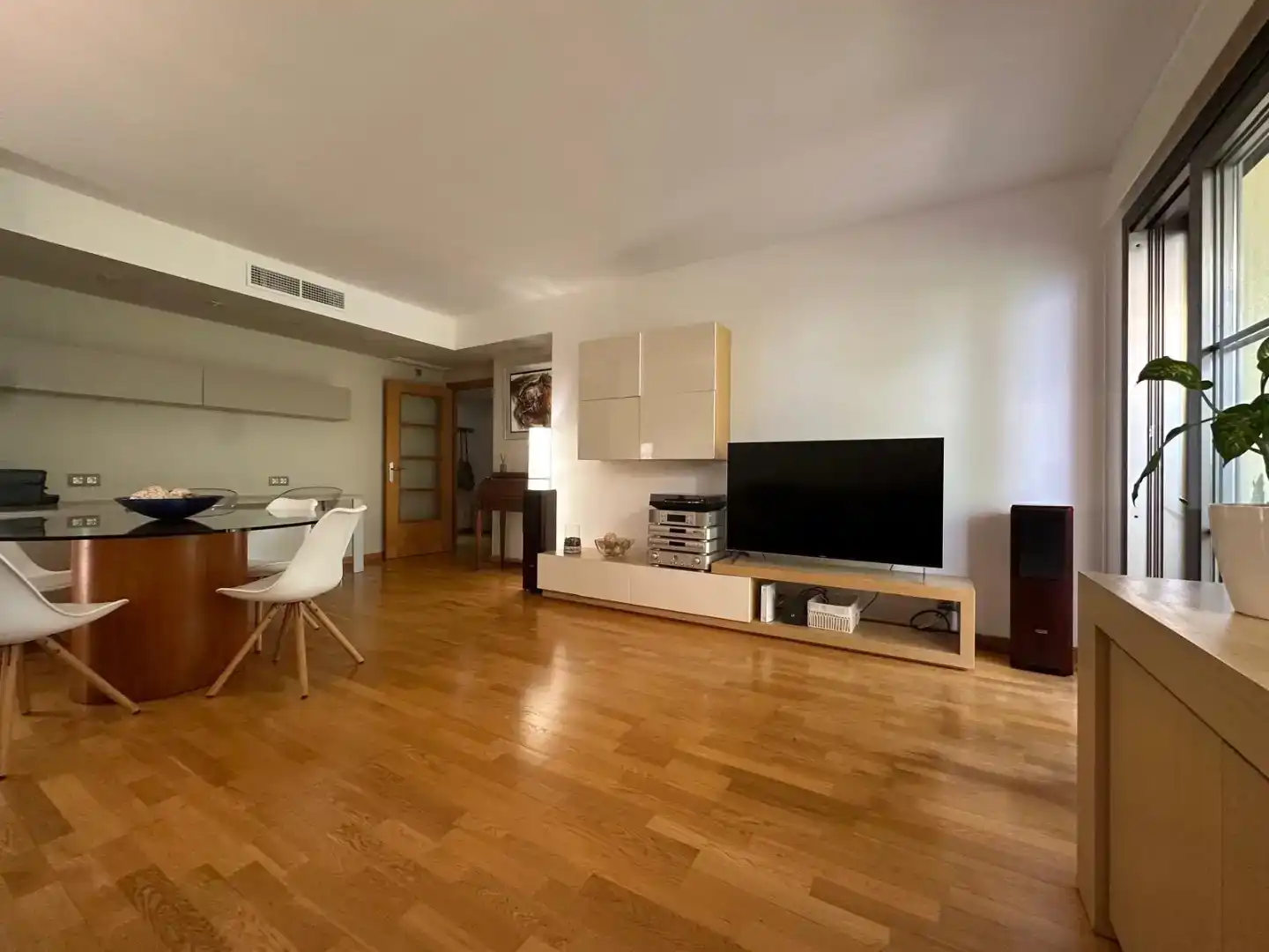 Sala d'estar de Pis en venda en  Palma de Mallorca amb Aire condicionat, Piscina i Balcó