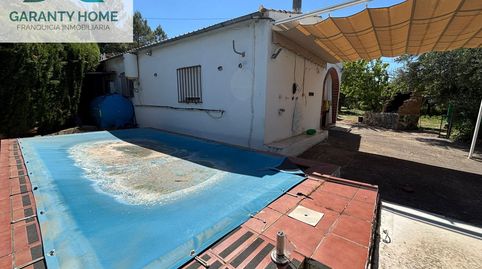 Casa de campo en Crta. Villares con piscina y amplio exterior privado