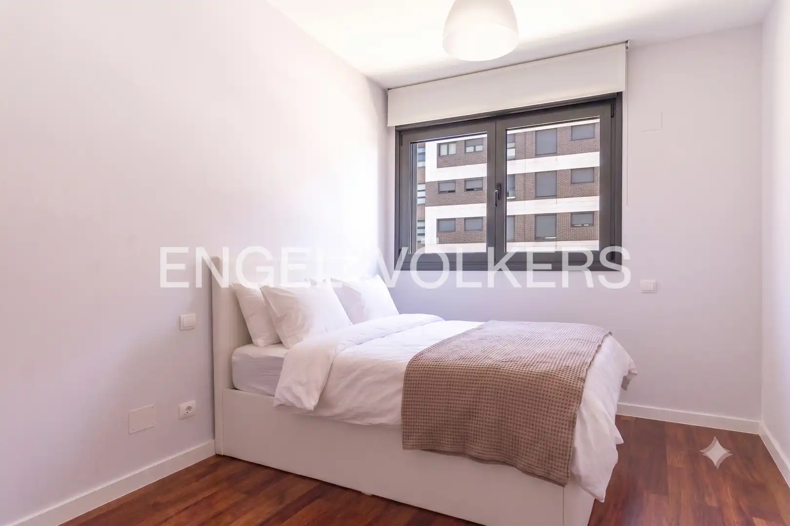 Bedroom of Flat for rent in Madrid  with Air Conditioner, Heating and Private garden
