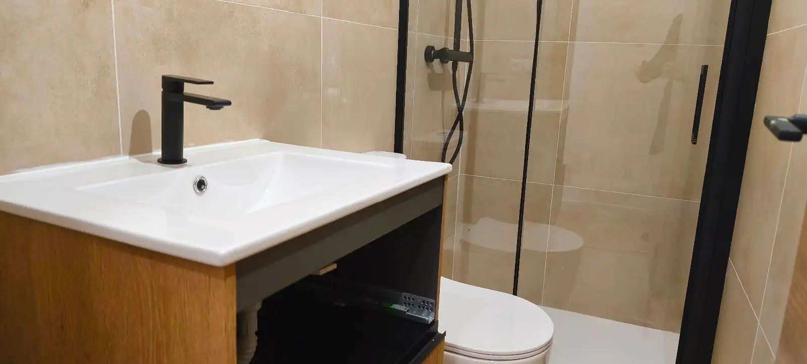 Bathroom of Houses for sale in El Vendrell  with Heating, Terrace and Alarm