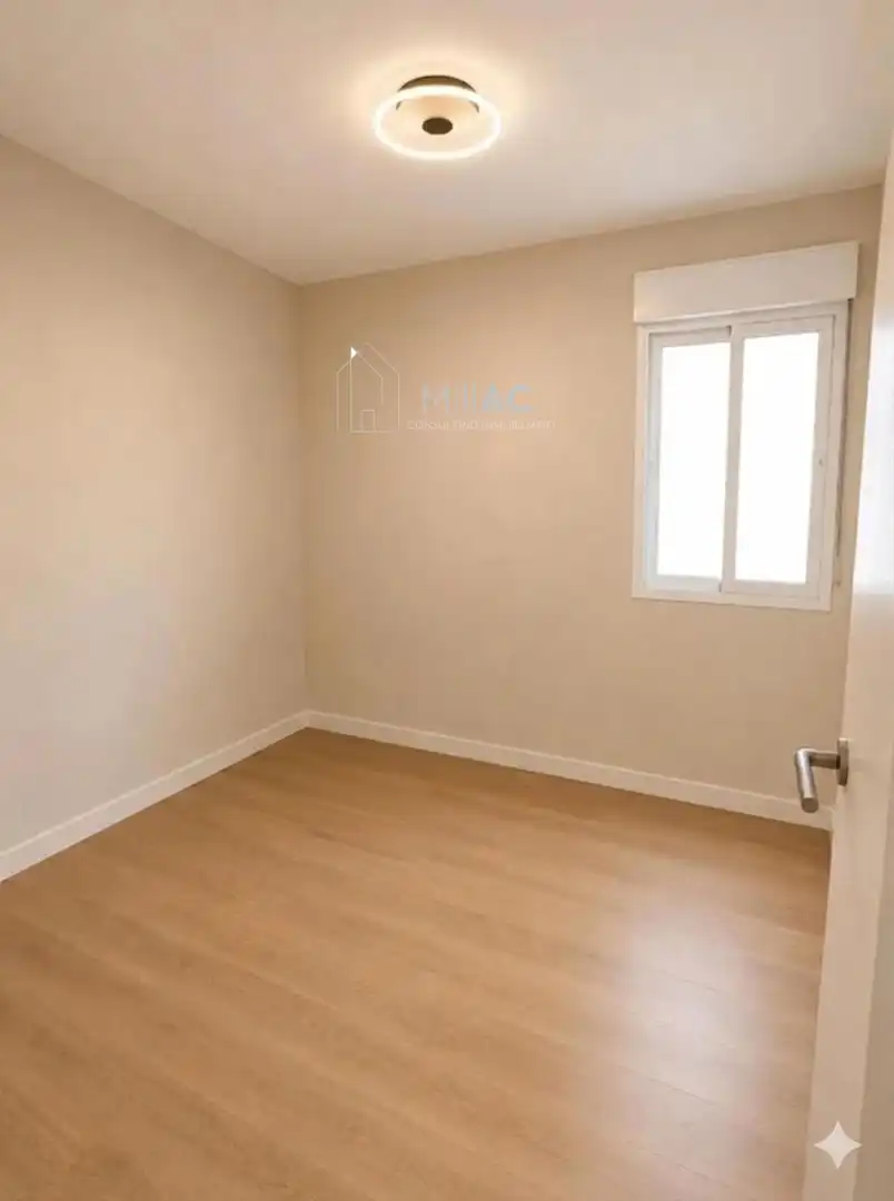 Habitación de Piso en venta en Madrid con Aire acondicionado, Calefacción y Terraza