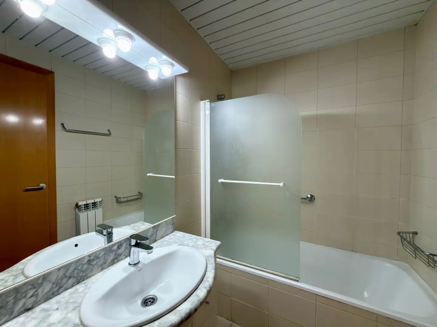 Piso con ascensor en venta en Carrer de Fluvià, imagen 46