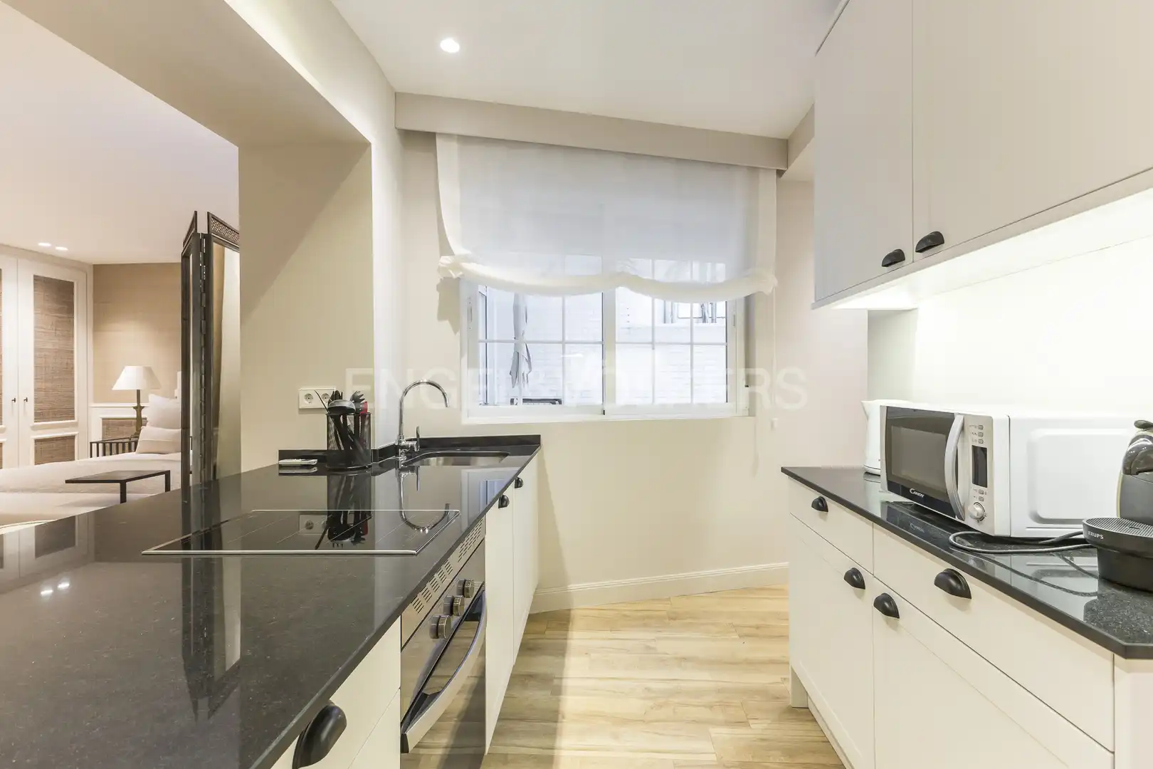 Kitchen of Flat for rent in Madrid  with Air Conditioner, Heating and Terrace