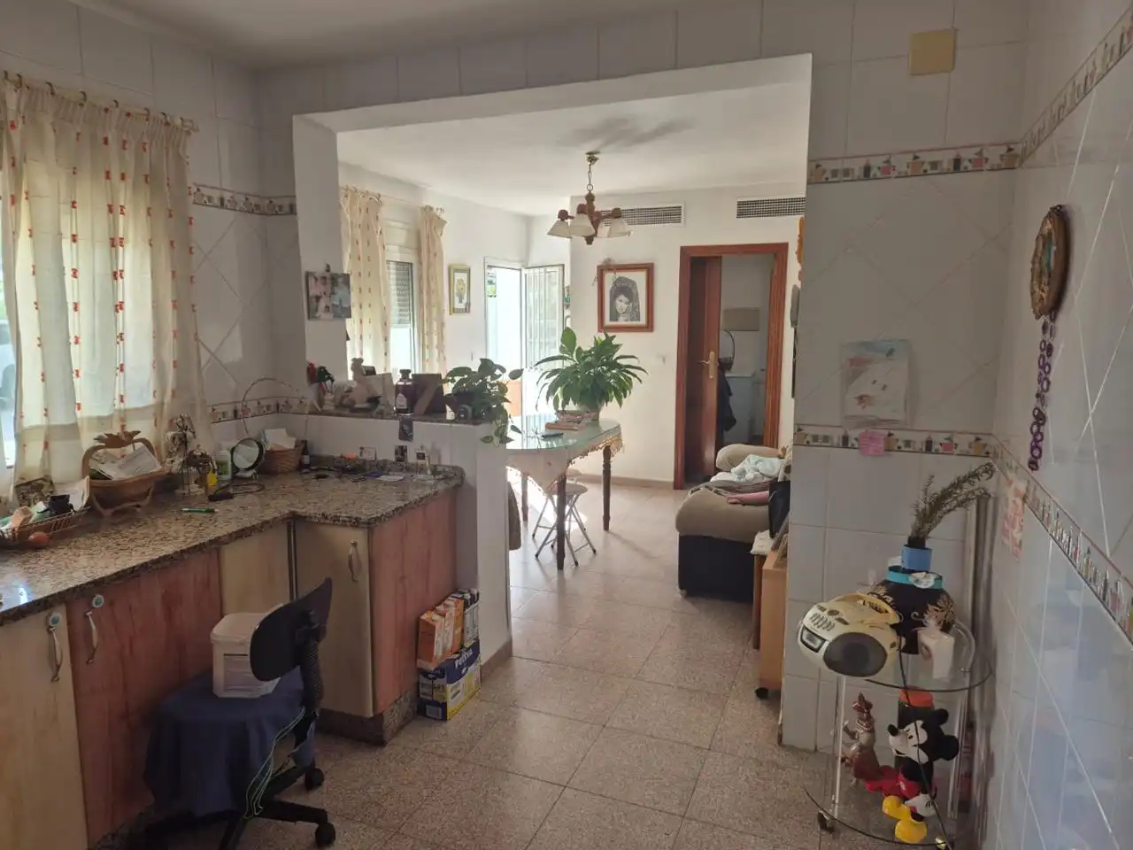 Cocina de Casa o chalet en venta en Palomares del Río con Aire acondicionado, Jardín privado y Terraza