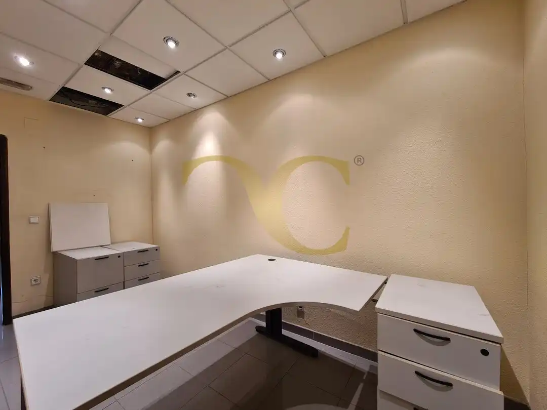 Commercial properties for rent in Gijón   with Air Conditioner