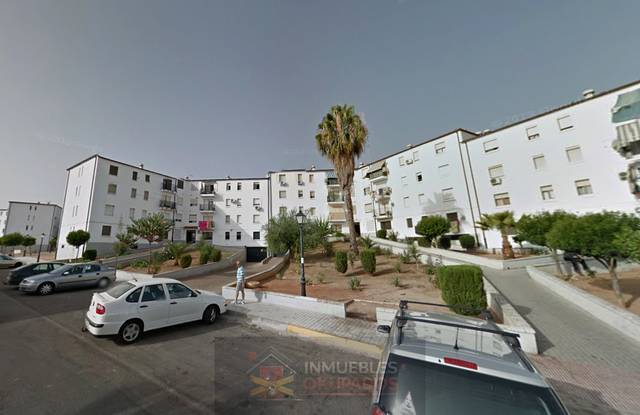 Piso en Venta en  Naranjos en Olivenza