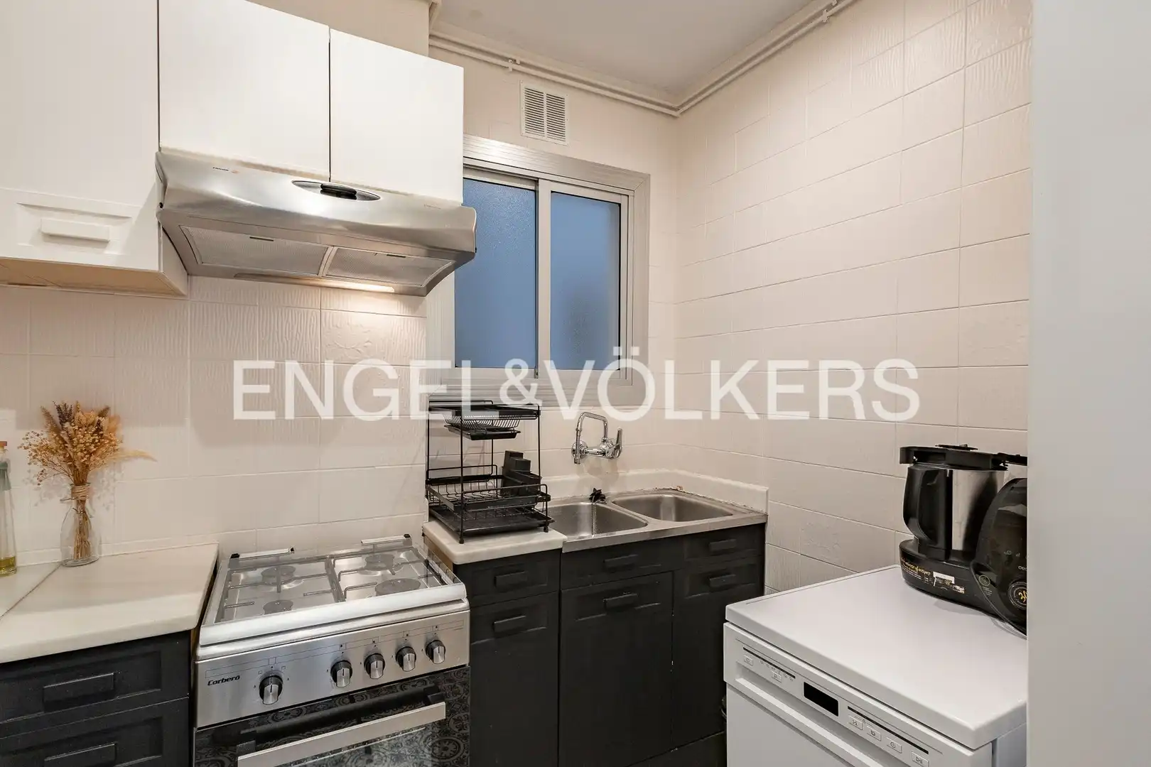 Kitchen of Flat for sale in Barcelona  with Heating