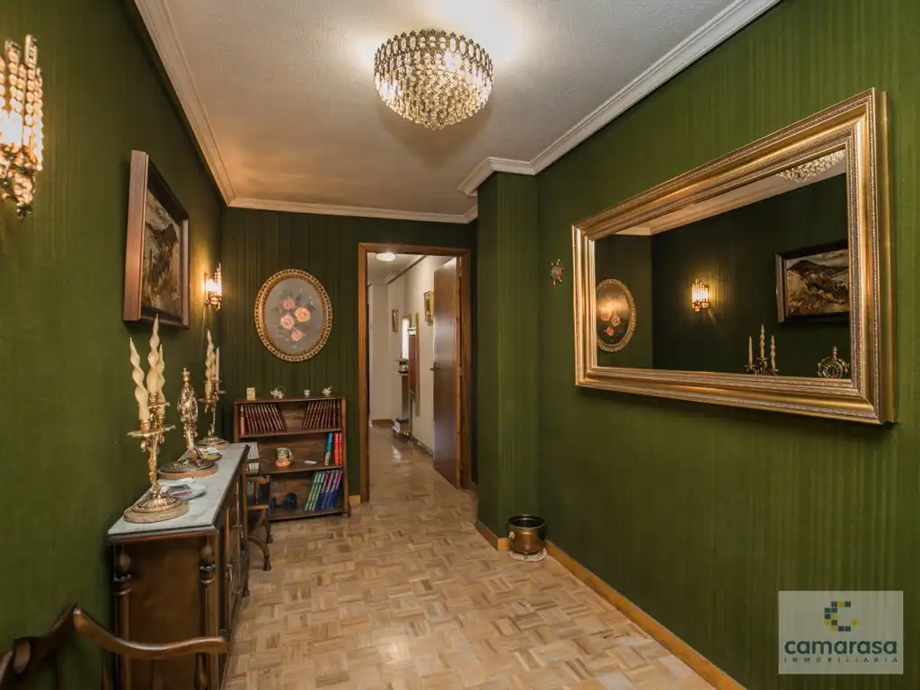 Piso en venta en Ávila con Calefacción y Trastero