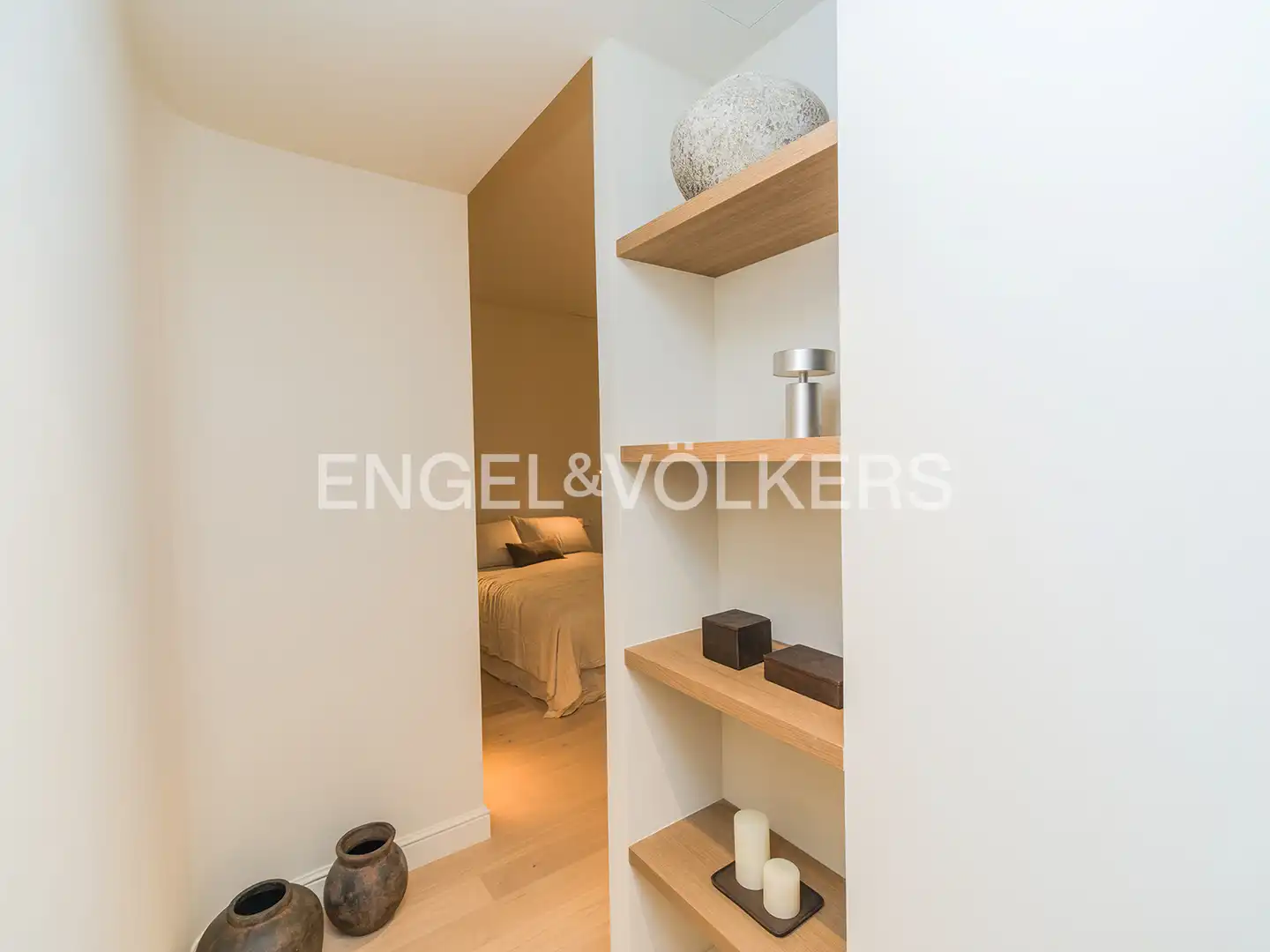 Flat for sale in Alicante / Alacant  with Air Conditioner, Heating and Balcony