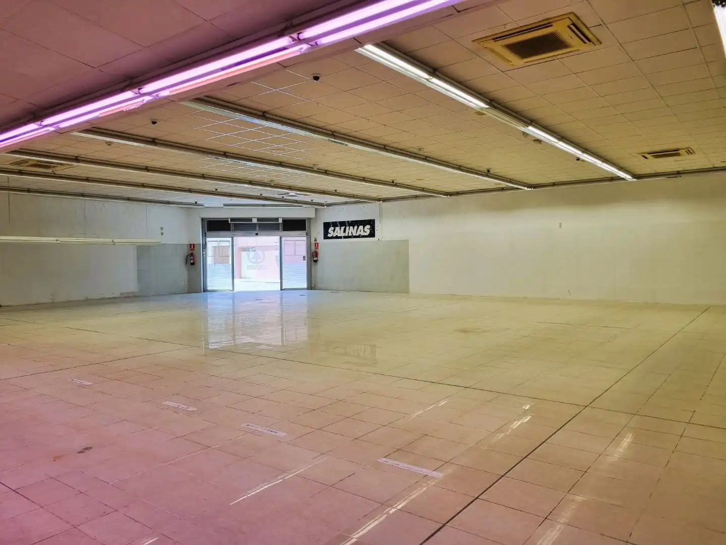 Locale commerciale in vendita a Carrer de Joaquim Costa 2, imagen 3