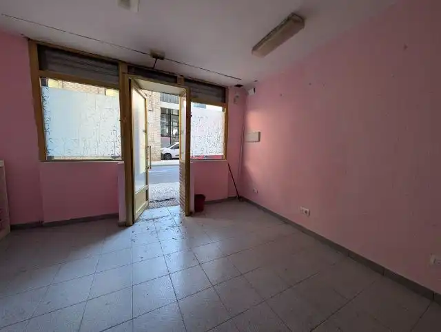 Geschaftsraum zur Miete in Zaragoza