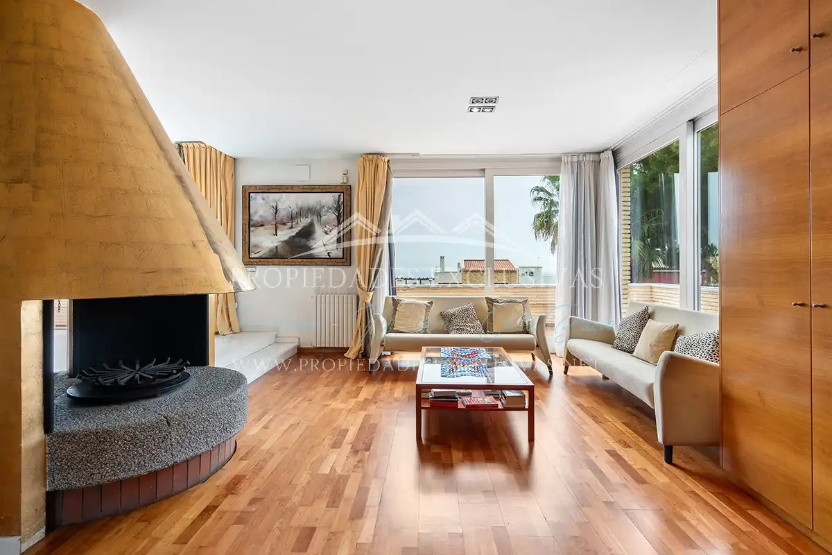 Wohnzimmer von Haus oder Chalet zum Verkauf in Alella mit Klimaanlage, Heizung und Privatgarten