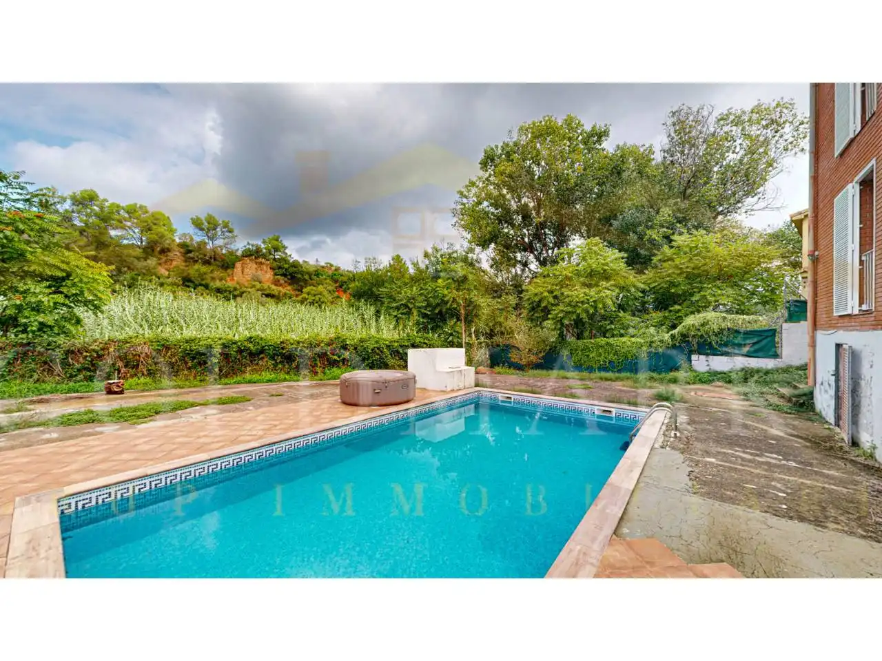 Piscina de Casa o xalet en venda en Corbera de Llobregat amb Aire condicionat, Calefacció i Jardí privat