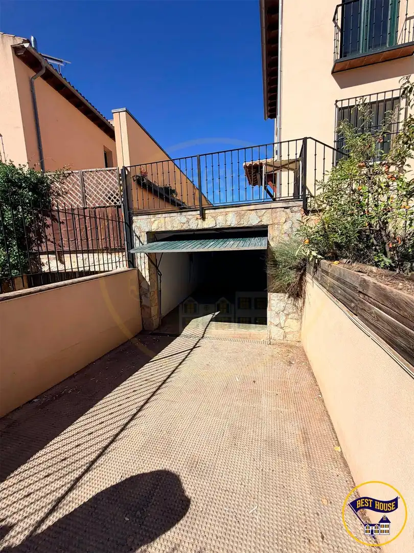 Reihenhaus mit Terrasse zum Verkauf in Calle RIO (ARCAS), imagen 33