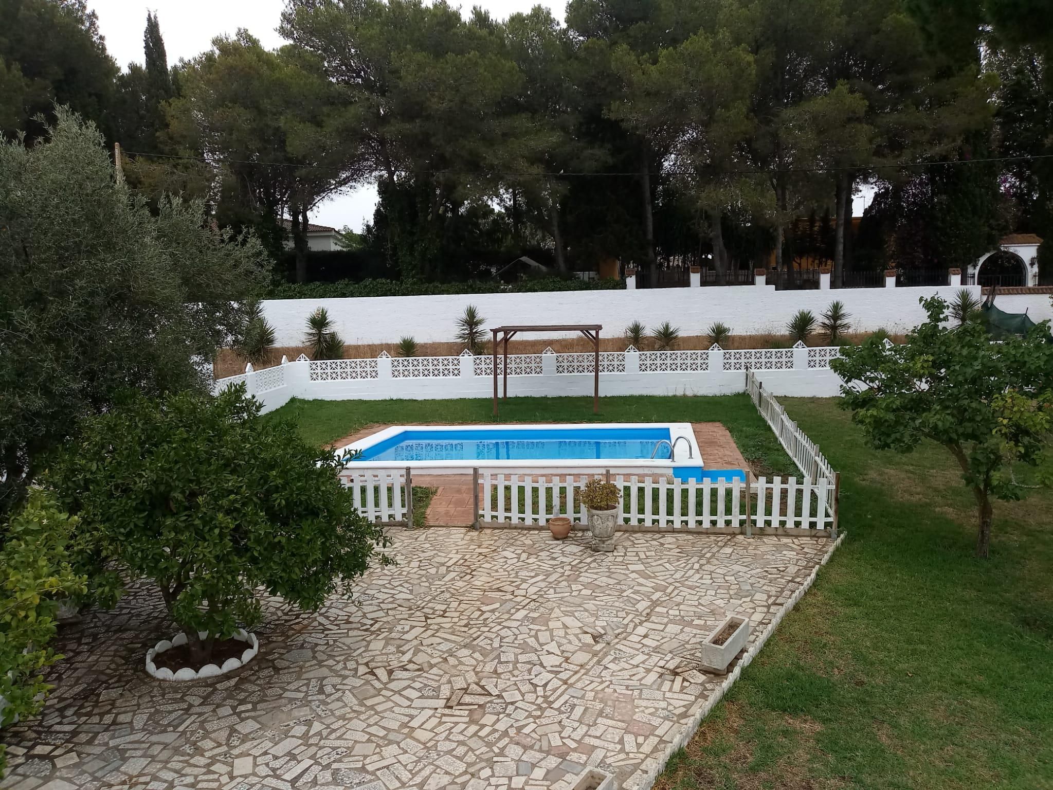 Swimming pool of House or chalet for sale in Chiclana de la Frontera  with Private garden, Storage room and Swimming Pool
